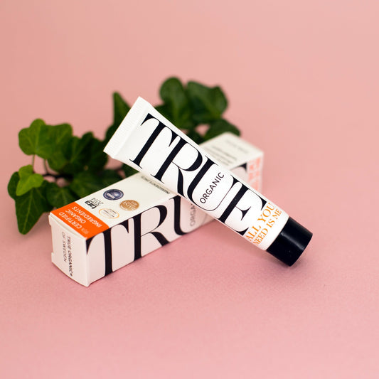 To put tip for dry skin - True Organic of Sweden