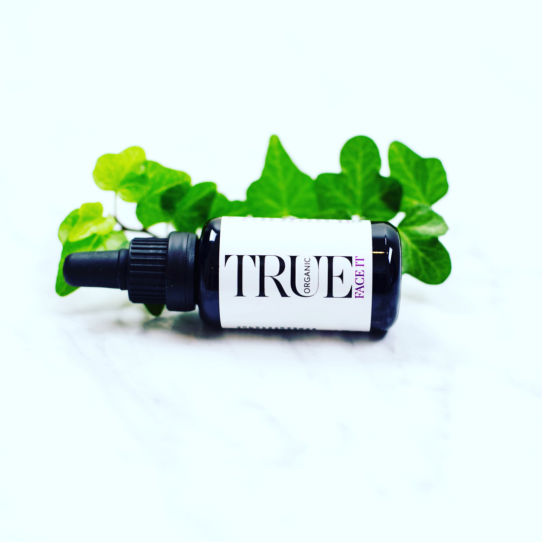 Face it serum with chia seed oil by True organic of Swede