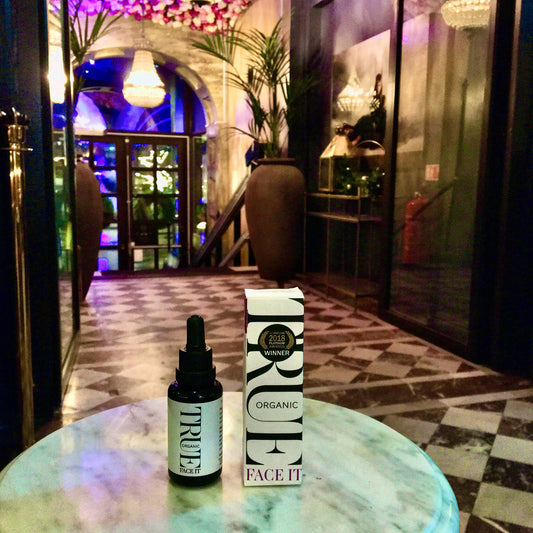 Face it serum- stimulates new collagen production, reduces fine lines and wrinkles - True Organic of Sweden