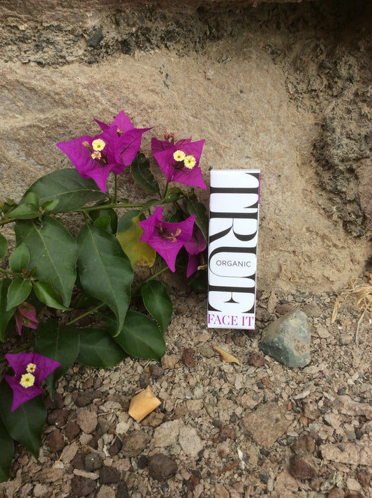 Face it organic serum by True organic of Sweden 