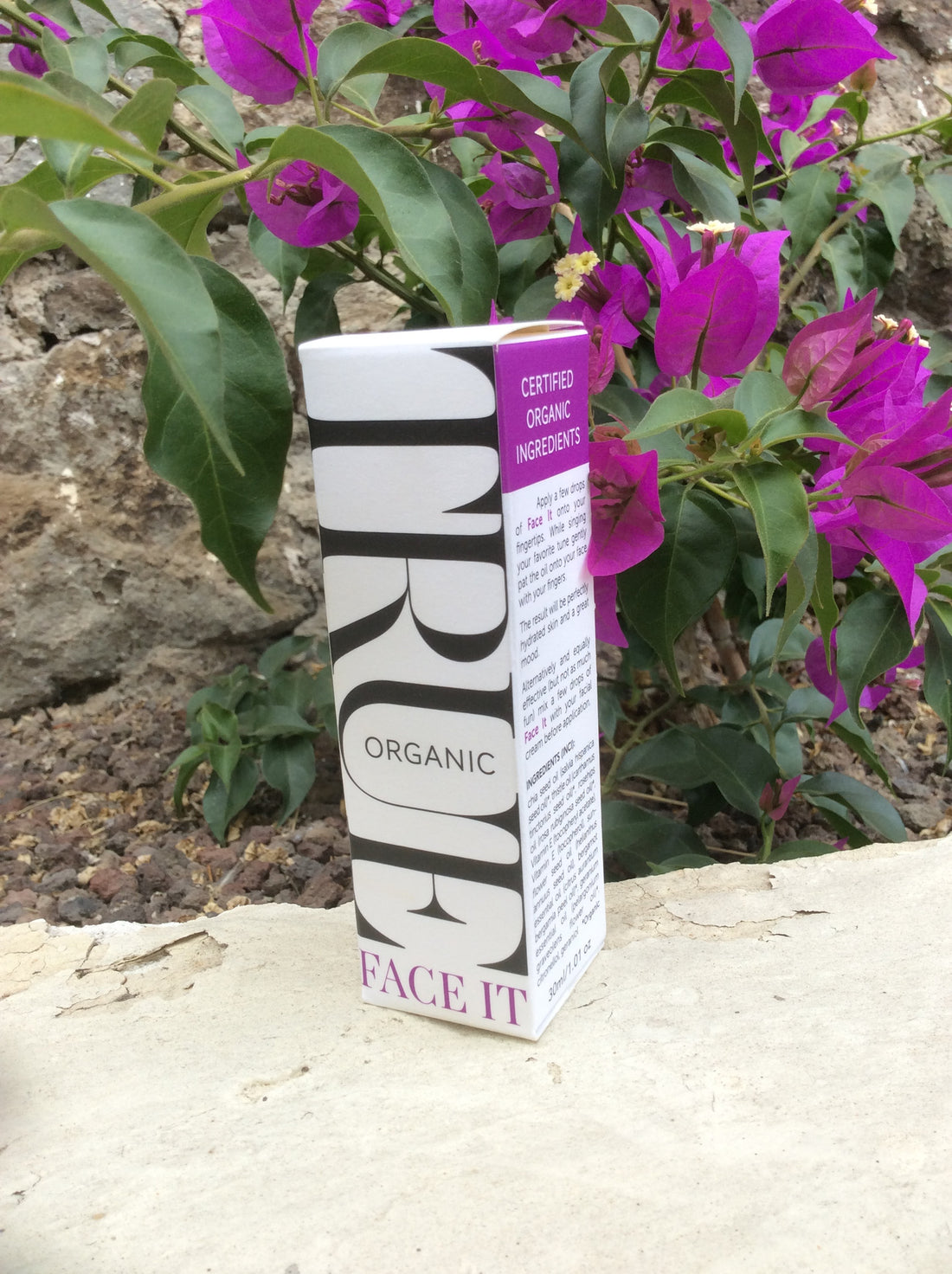 Face it organic serum with chia seed oil 